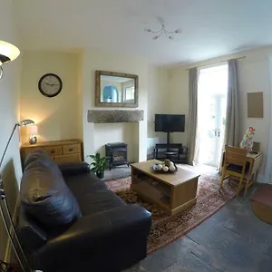 Twenty Seven Steps Holiday home
